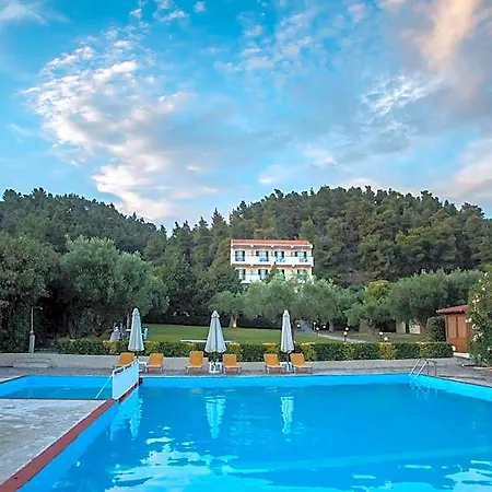 Julia Hotel 2*